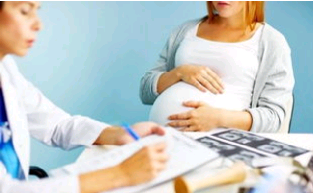 供卵移植容易成功吗,柳州妇幼保健院试管婴儿哪个医生好？选择试管婴儿医-上